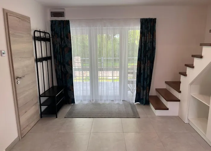 Illa Berek * Ábrahámhegy